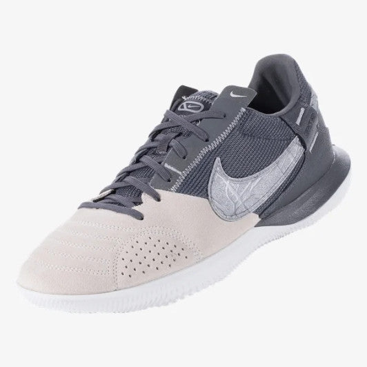 NIKE STREETGATO IC
