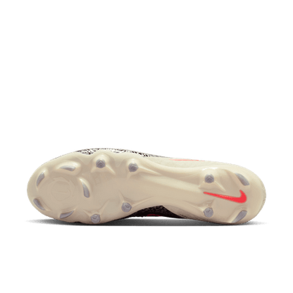 Nike United Phantom 6 Low Academy FG